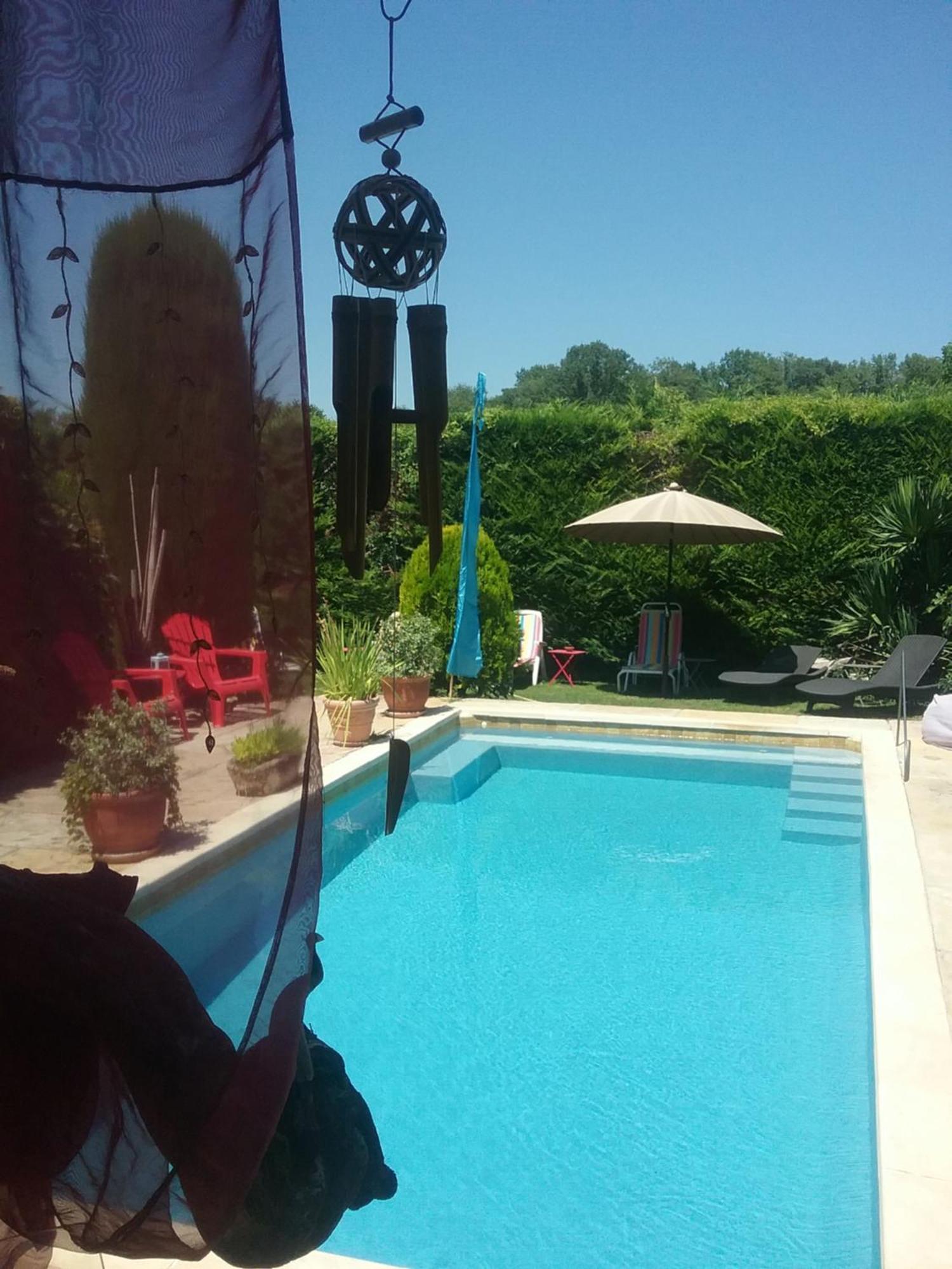 Le Mazet Des Beaujots Hotell Monteux Exteriör bild