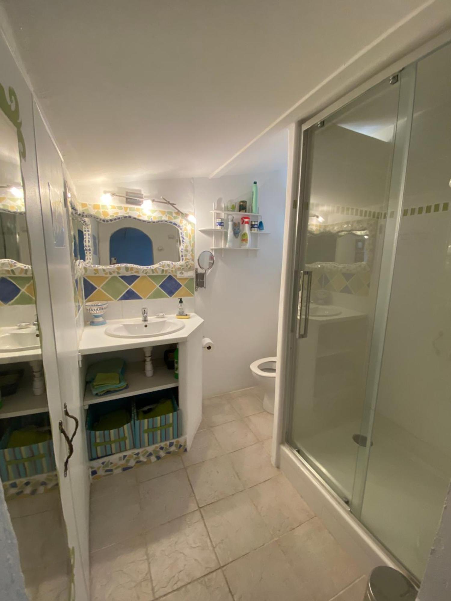 Le Mazet Des Beaujots Hotell Monteux Exteriör bild