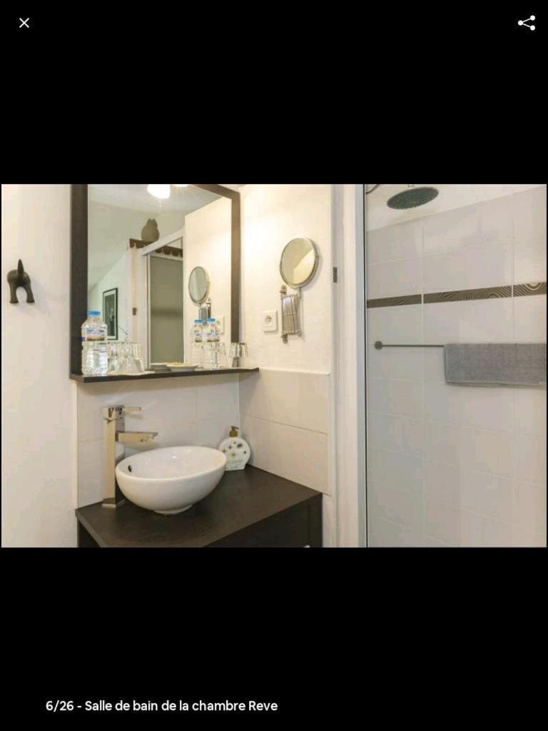 Le Mazet Des Beaujots Hotell Monteux Exteriör bild