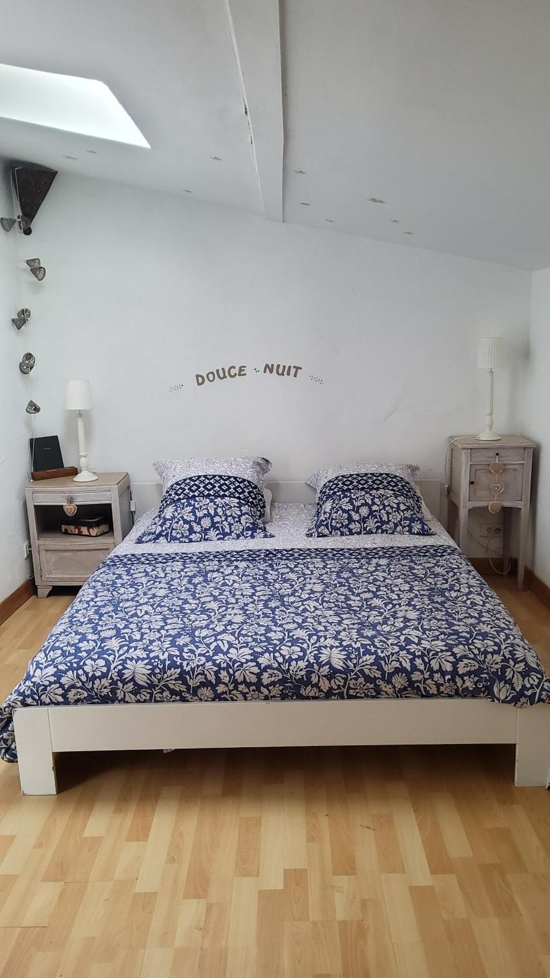 Le Mazet Des Beaujots Hotell Monteux Exteriör bild